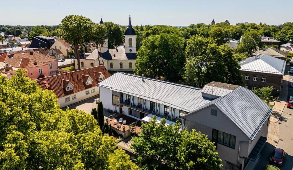 Hotell NOSPA Kuressaare kesklinnas